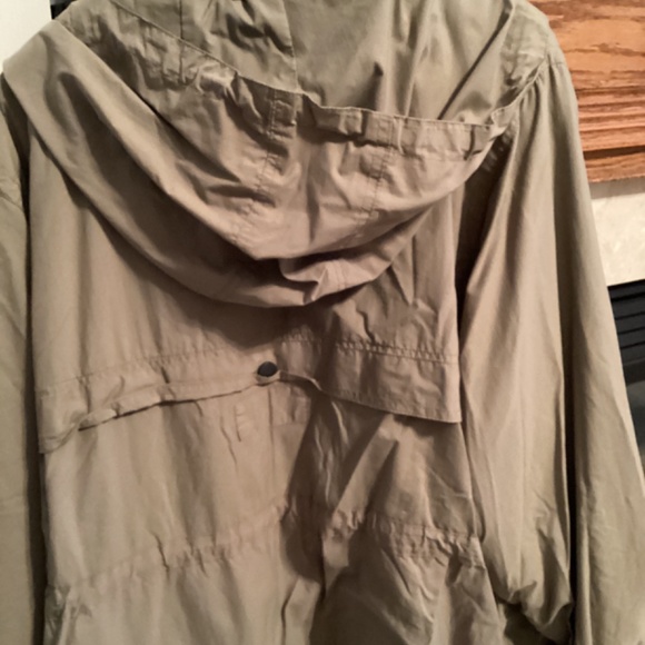 Winter coat with zip out lining - Picture 4 of 4